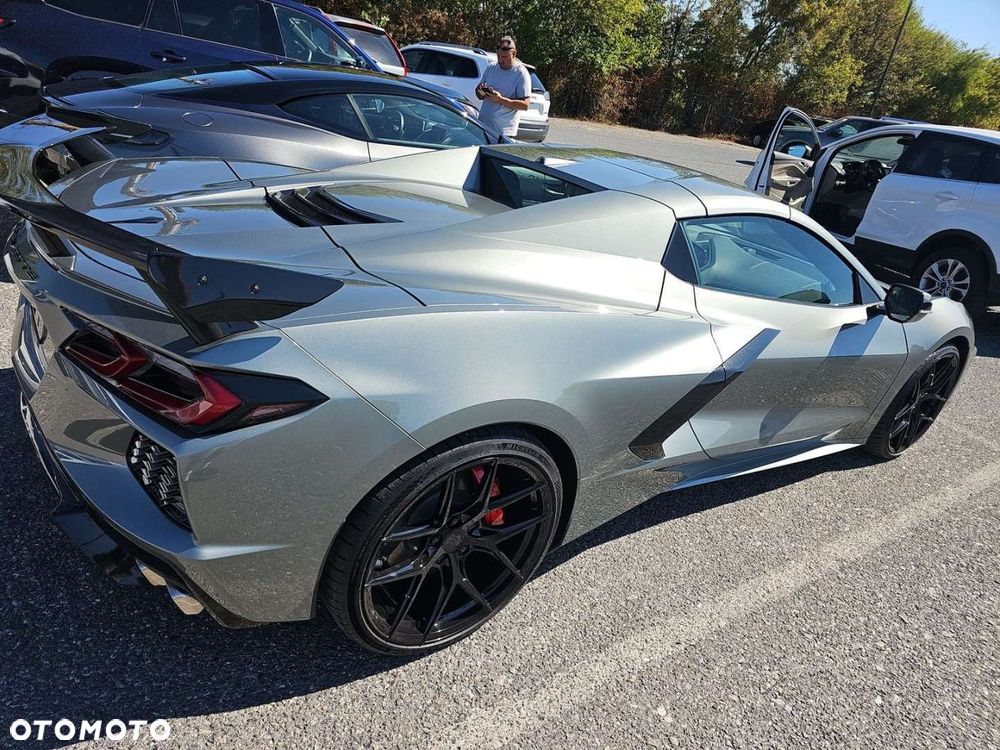 Chevrolet Corvette - 6