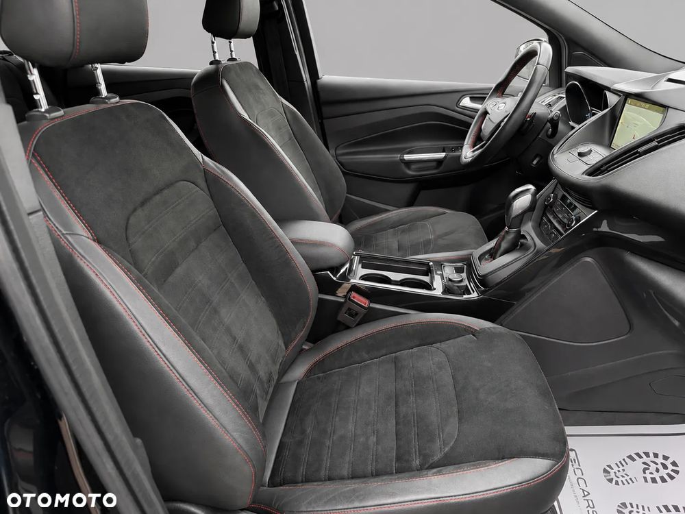 Ford Kuga 1.5 EcoBoost 4x4 ST-Line - 15
