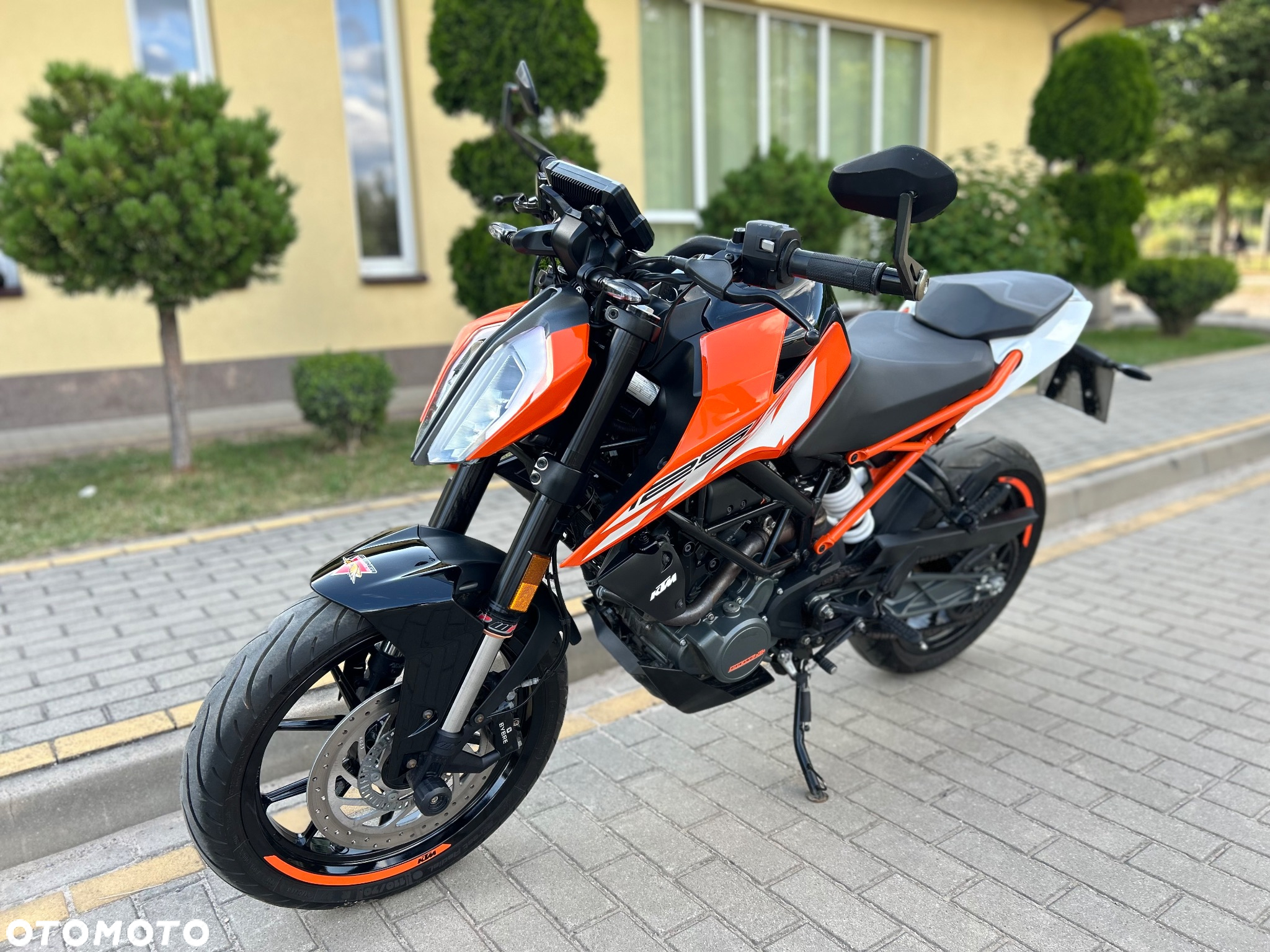 KTM Duke - 16