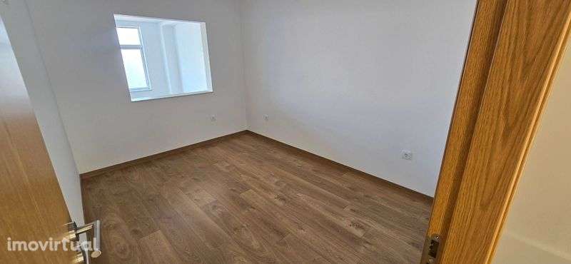 Habitação T3 no centro Lamego – Rua do Desterro. - Grande imagem: 5/8