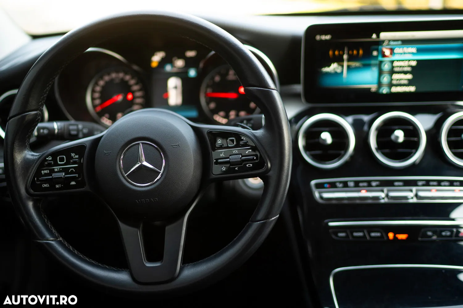 Mercedes-Benz C 220 d T 9G-TRONIC Avantgarde - 6
