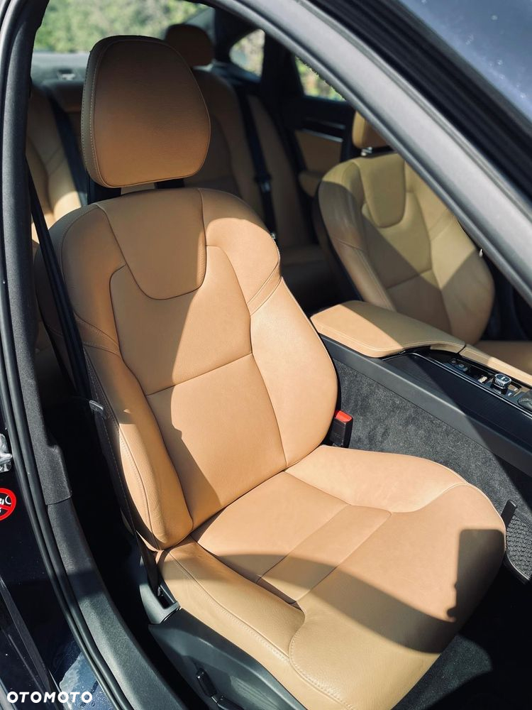 Volvo S90 T5 Momentum - 9