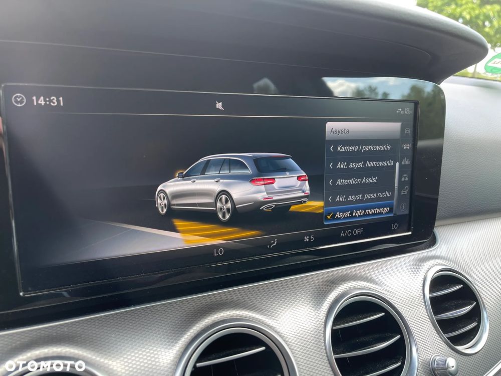 Mercedes-Benz Klasa E 220 d 9G-TRONIC Avantgarde - 20