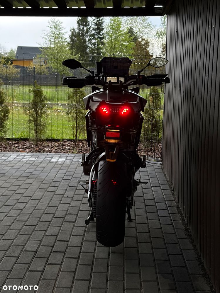 Yamaha MT - 16