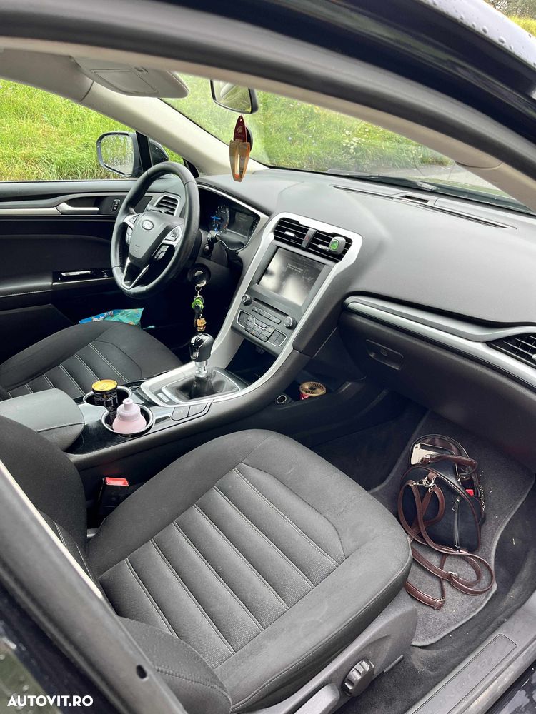 Ford Mondeo 1.5 TDCi ECOnetic Start-Stopp Business Edition - 11