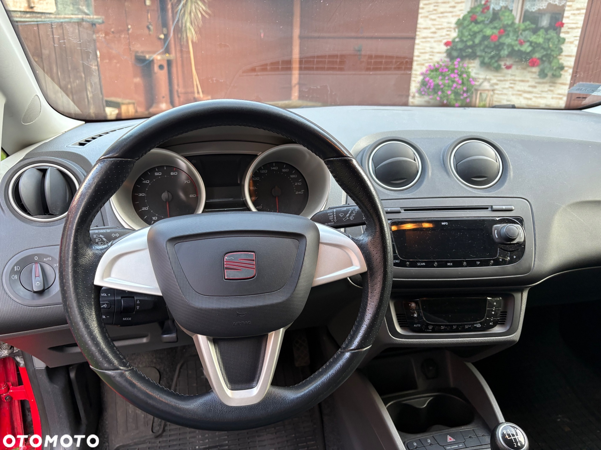 Seat Ibiza SC 1.4 16V Style - 9