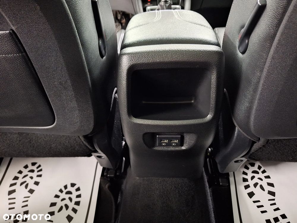 Nissan Qashqai 1.3 DIG-T TEKNA - 23