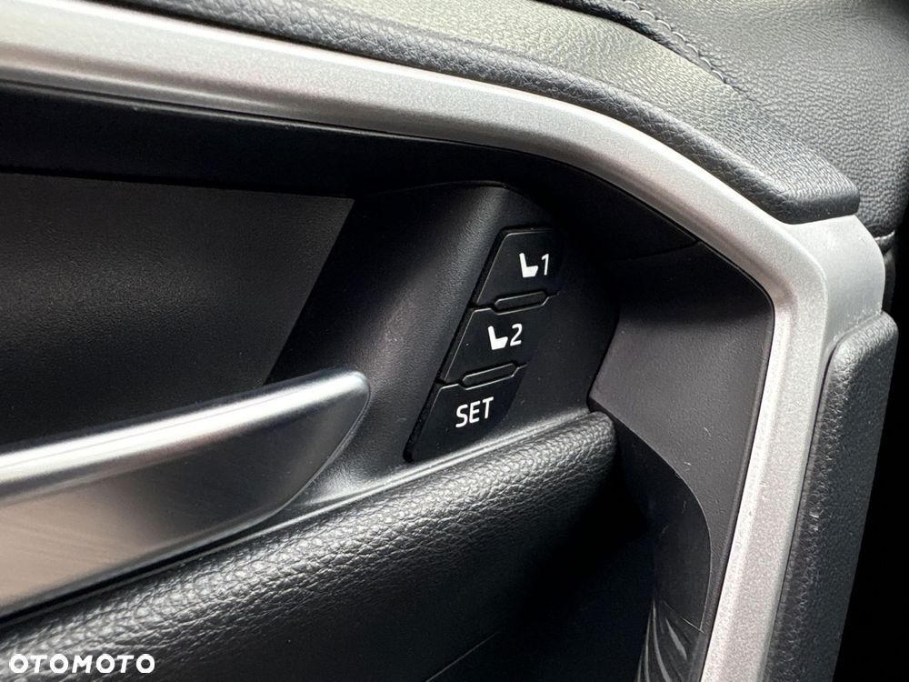 Toyota RAV4 2.5 Hybrid Executive 4x2 - 25