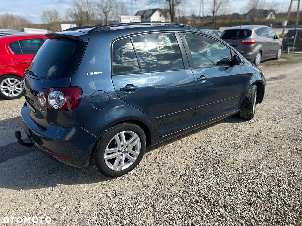 Volkswagen Golf Plus 1.6 TDI BlueMot Comfortline - 11