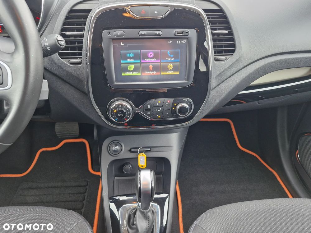 Renault Captur - 25