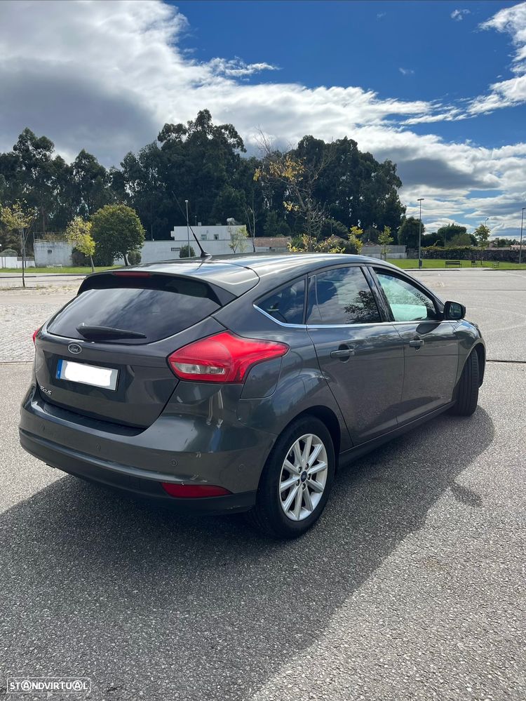 Ford Focus 1.5 TDCi Titanium - 2
