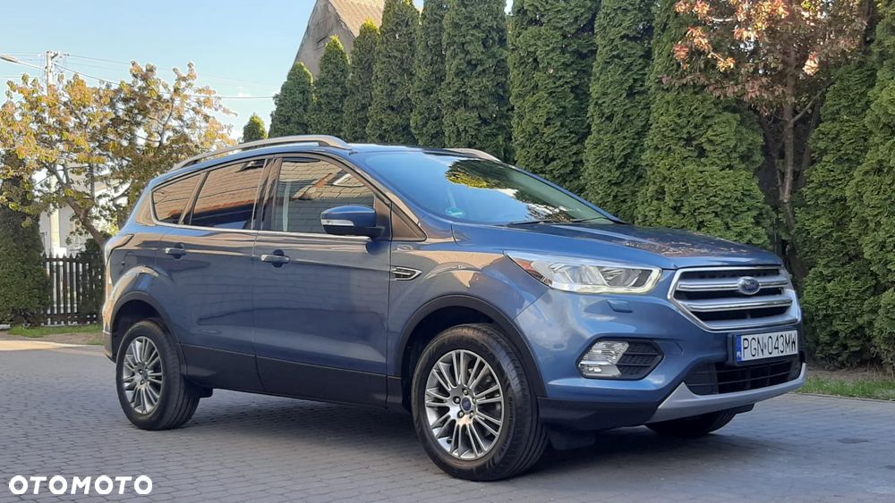Ford Kuga 1.5 EcoBoost 2x4 Titanium - 9