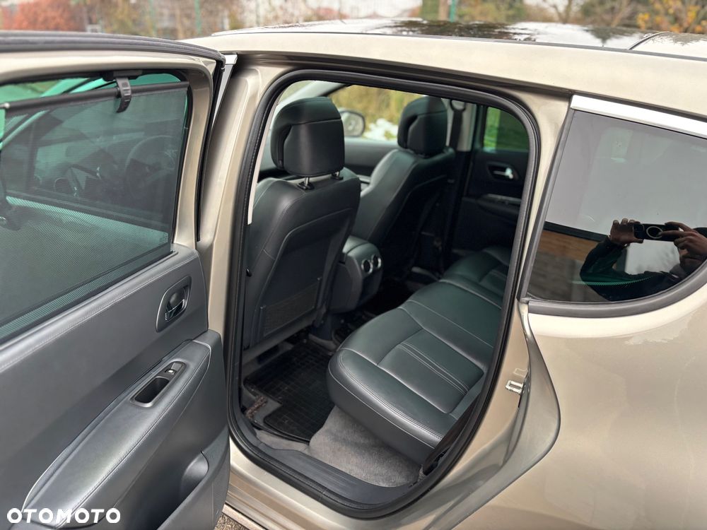 Peugeot 3008 - 11