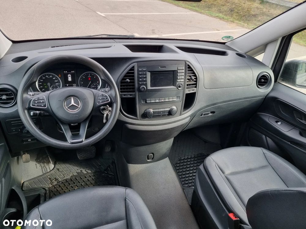 Mercedes-Benz Vito - 24