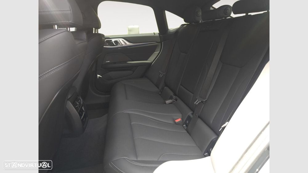 BMW 420 Gran Coupé d Pack Desportivo M Auto — fotografia 14