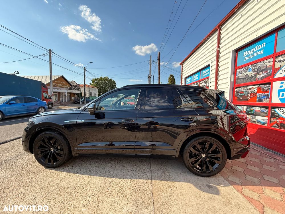 Volkswagen Touareg 3.0 V6 TDI SCR 4Motion Automatik R-Line - 3