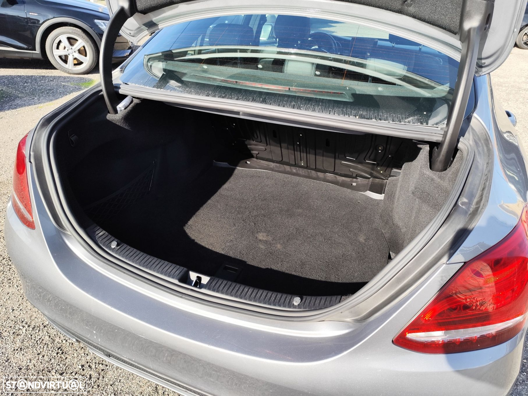 Mercedes-Benz C 300 BlueTEC Hybrid AMG Line - 10