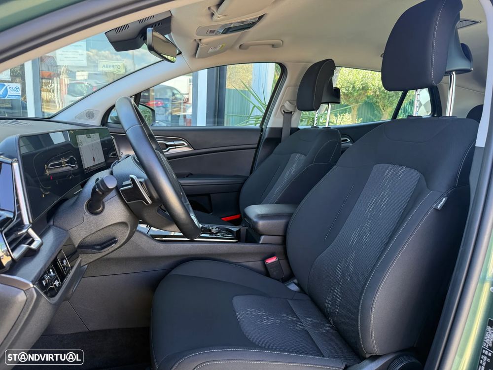 Kia Sportage 1.6 T-GDi HEV Tech - 22