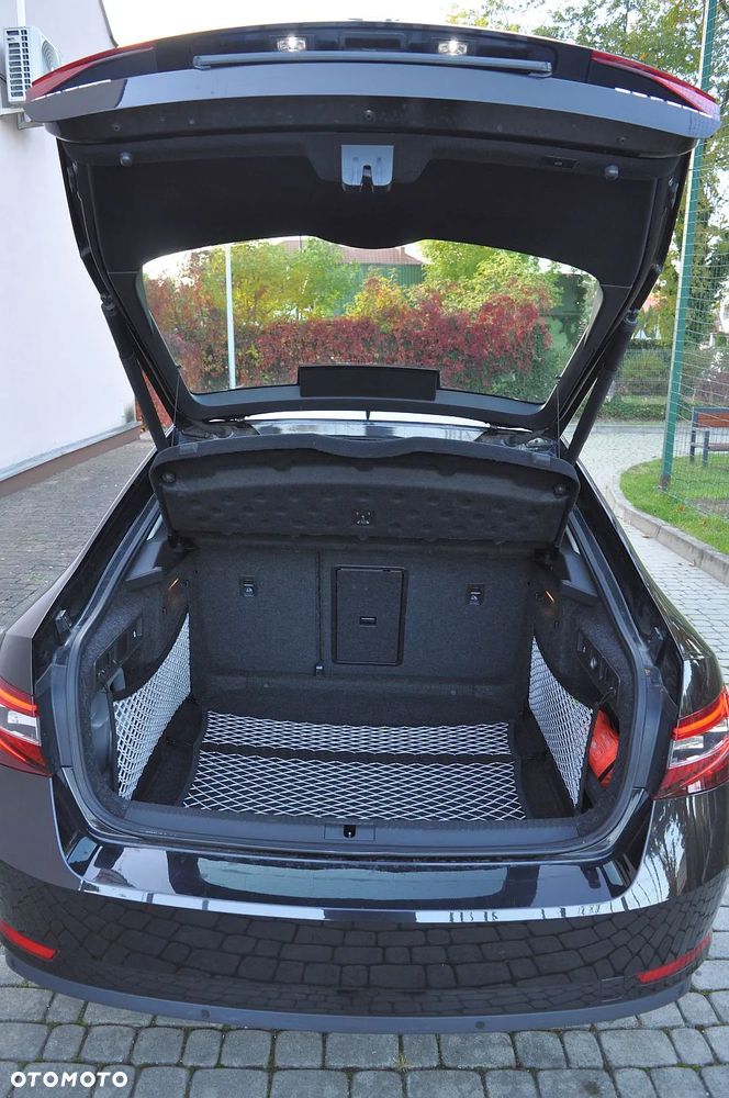 Skoda Superb 1.5 TSI ACT Ambition - 15