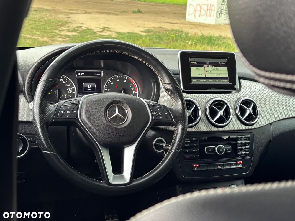 Mercedes-Benz Klasa B 200 - 39