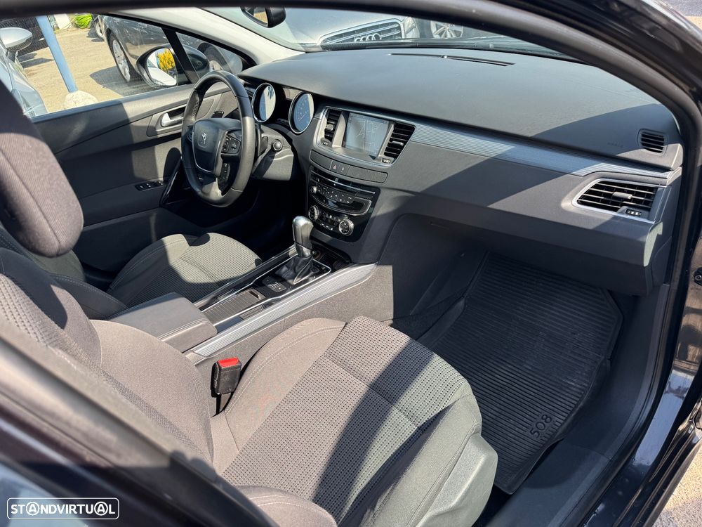 Peugeot 508 SW BlueHDi 120 EAT6 Stop&Start Allure - 28