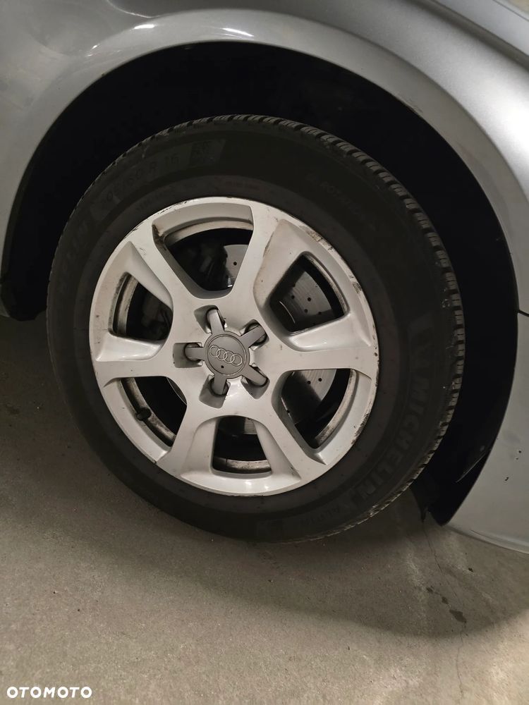 Audi A4 Avant - 10