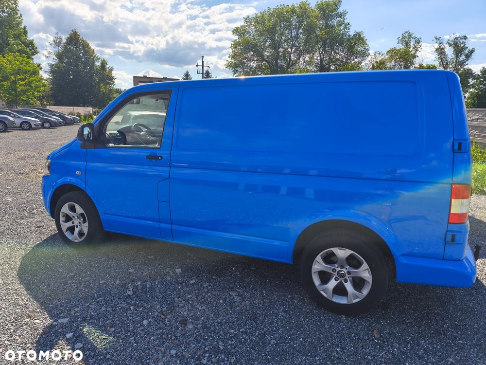 Volkswagen Transporter - 2