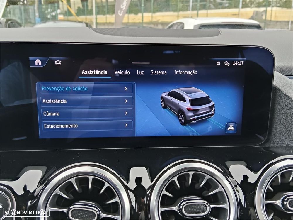 Mercedes-Benz GLA 180 d AMG Line - 20