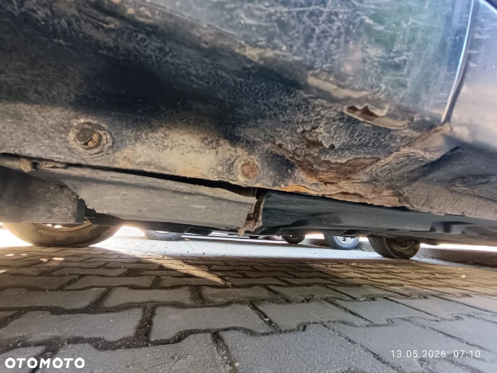 Ford Galaxy - 13
