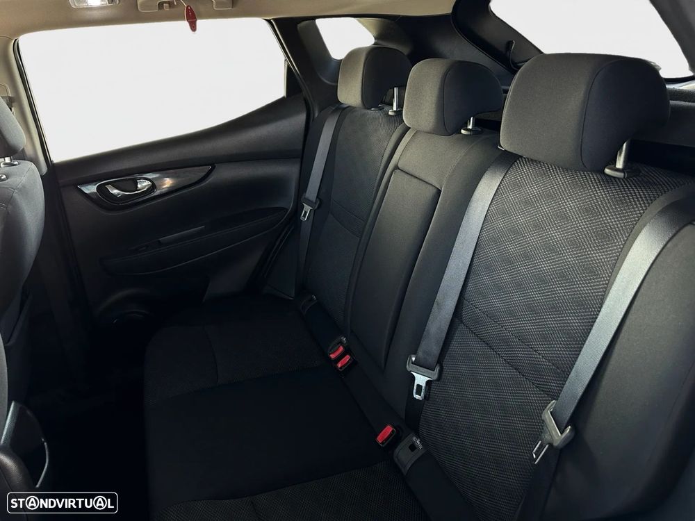 Nissan Qashqai 1.5 dCi 360 - 9