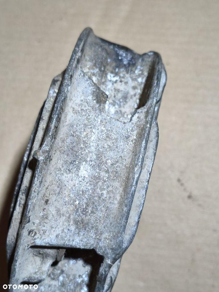 Prawa głowica M72 - 15