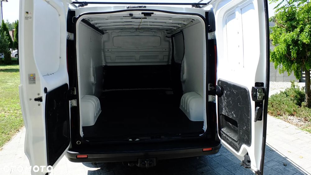 Opel Vivaro - 17