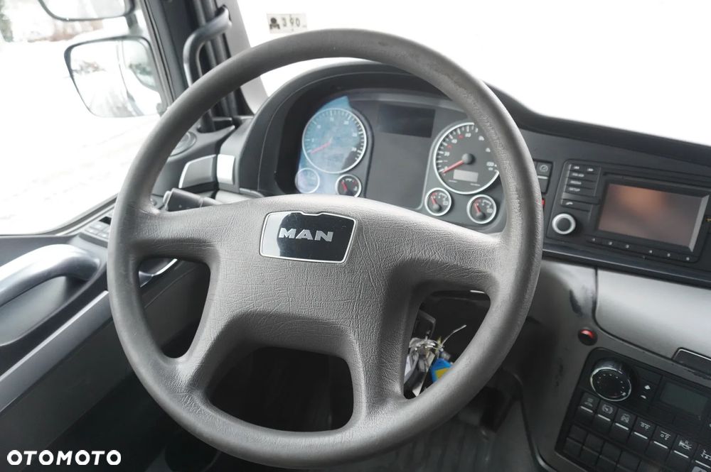 MAN TGM 26.340 / Zabudowa WUKO Rivard 11,8 m3 / 120 tys. km / oś skrętna - 26