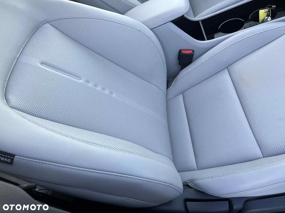 Hyundai Kona 1.6 T-GDI Platinum DCT - 17