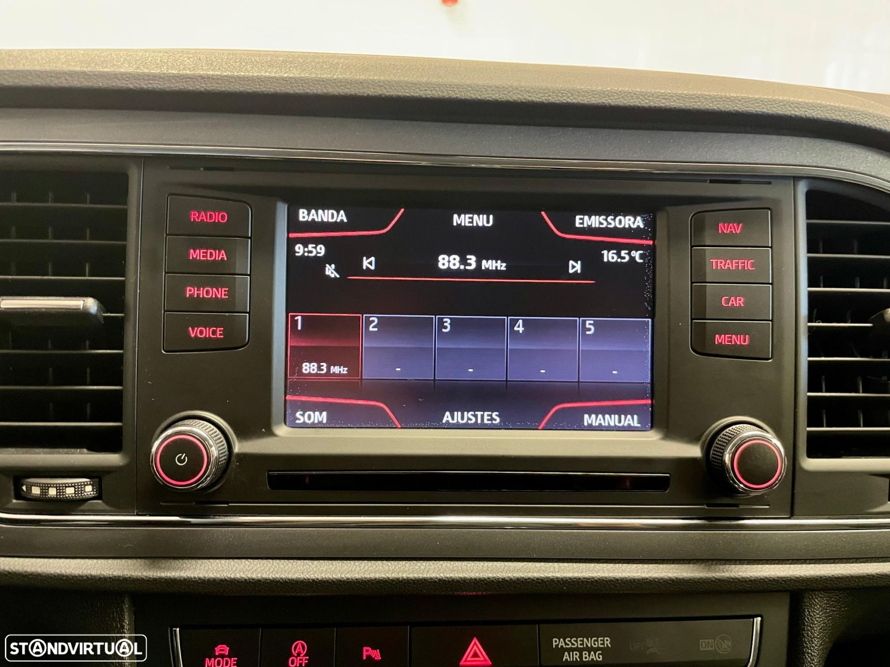 SEAT Leon 2.0 TDI DPF S&S FR - 21