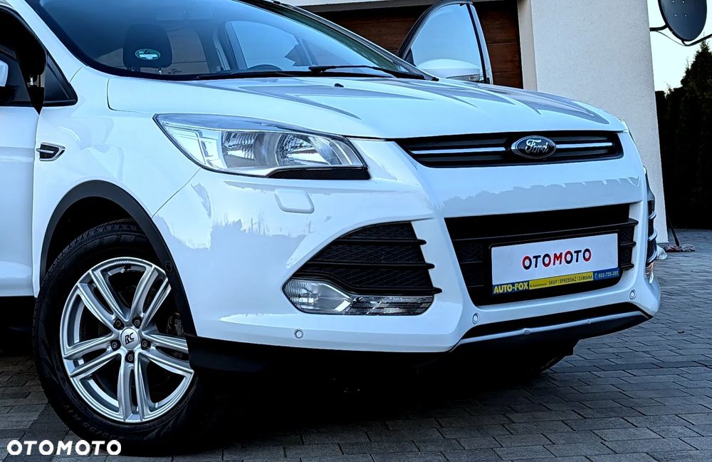 Ford Kuga 1.6 EcoBoost 2x4 Titanium - 27