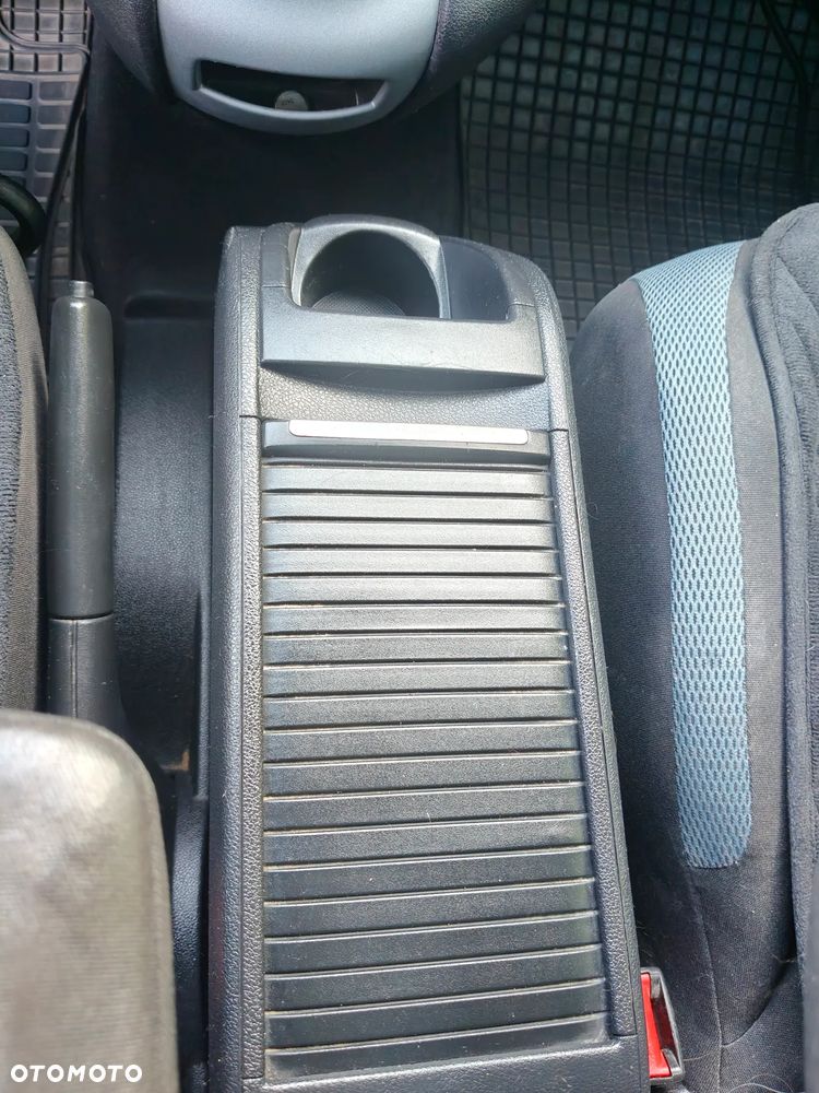 Citroën Berlingo 1.6 HDi XTR - 14
