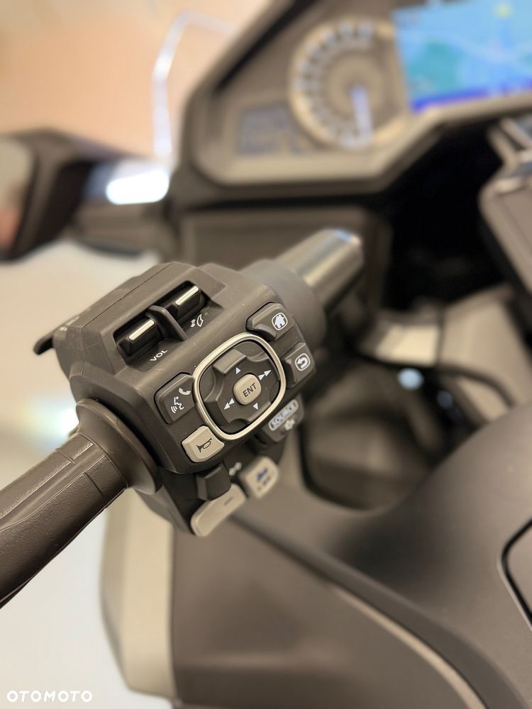 Honda GL - 32