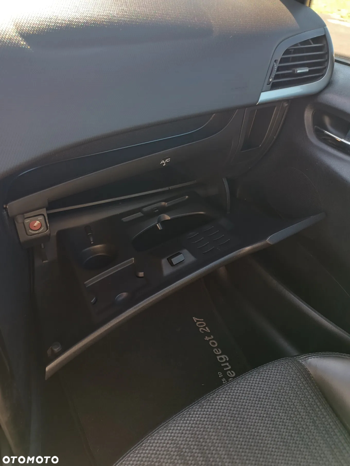 Peugeot 207 1.6 HDi Trendy Euro5 - 10