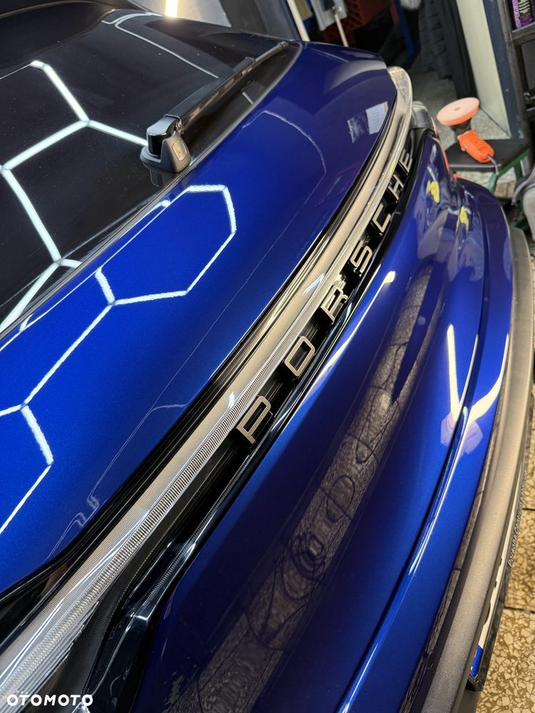 Porsche Macan T - 2