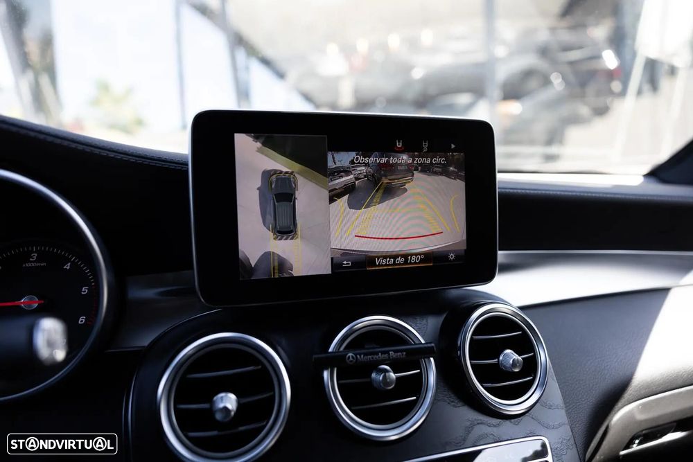 Mercedes-Benz GLC 250 d 4Matic 9G-TRONIC AMG Line - 23