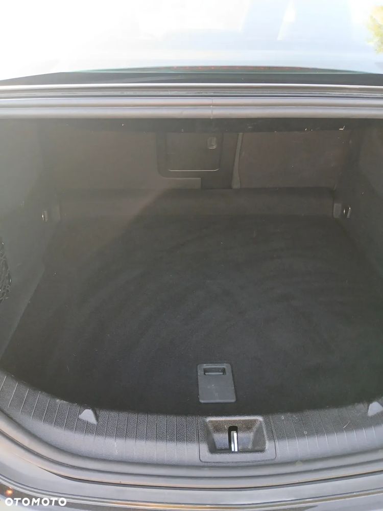 Mercedes-Benz CLA 250 7G-DCT - 29