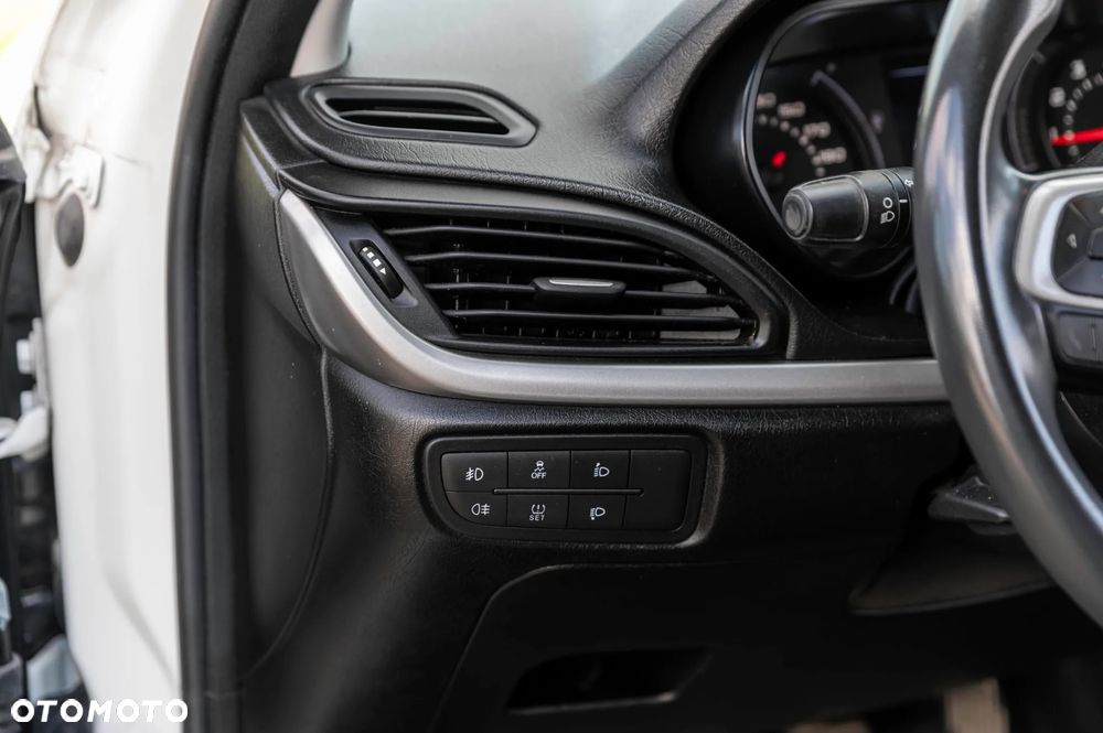 Fiat Tipo 1.4 16v Easy - 32