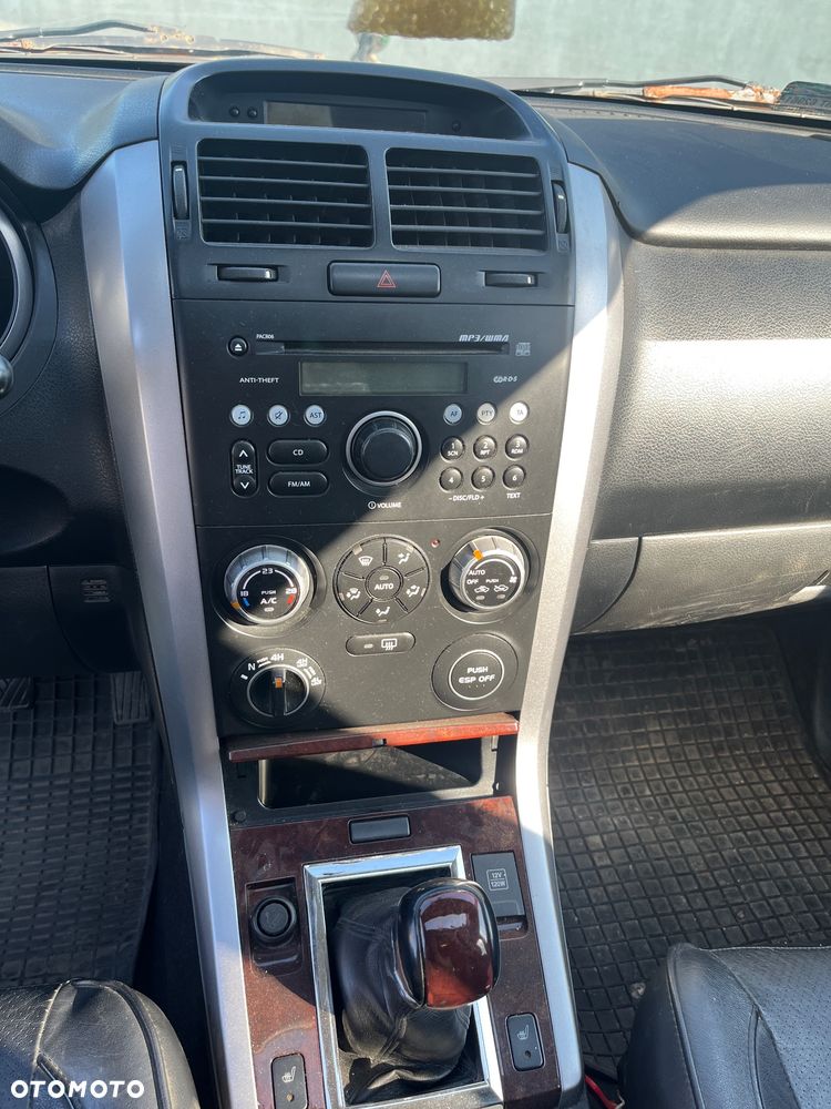 Suzuki Grand Vitara 1.9 DDiS Comfort EU5 - 10