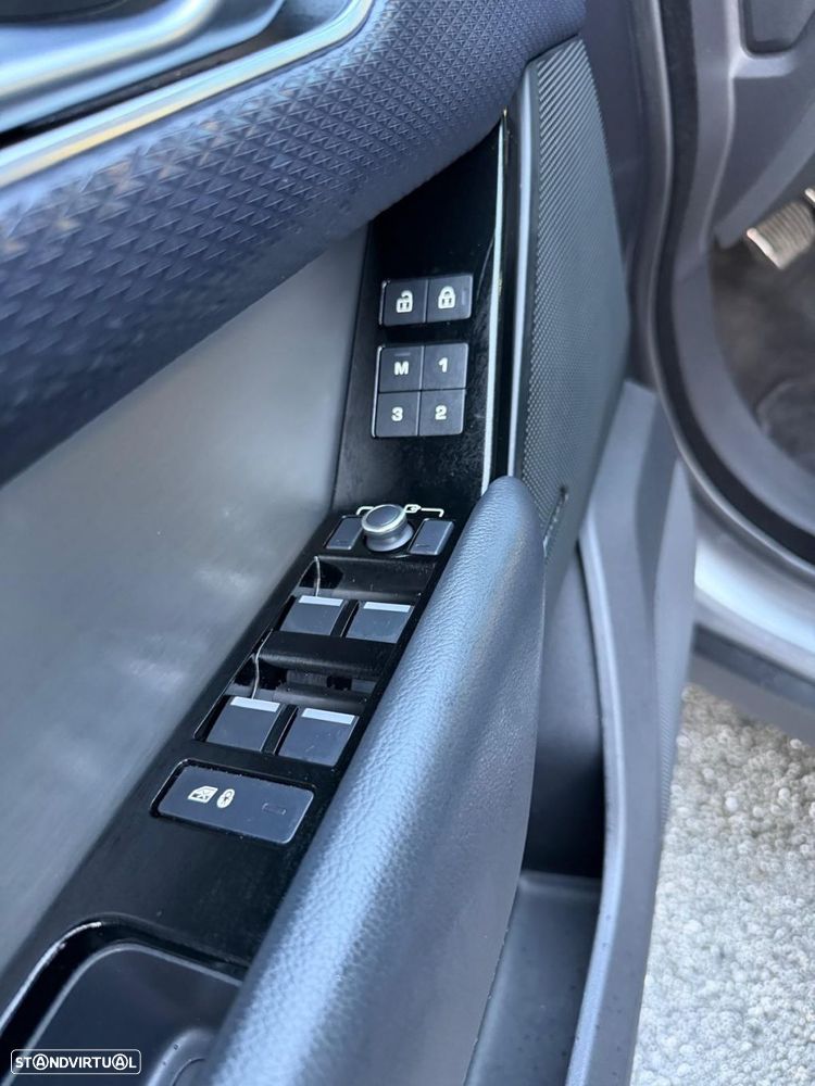 Land Rover Range Rover Velar 2.0 D200 AWD Dynamic SE - 18