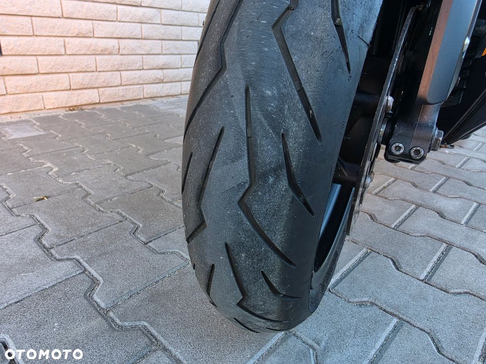 Yamaha Tmax - 13