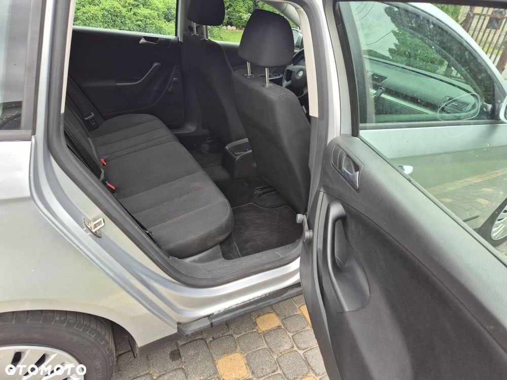 Volkswagen Passat 2.0 TDI DPF Individual - 10
