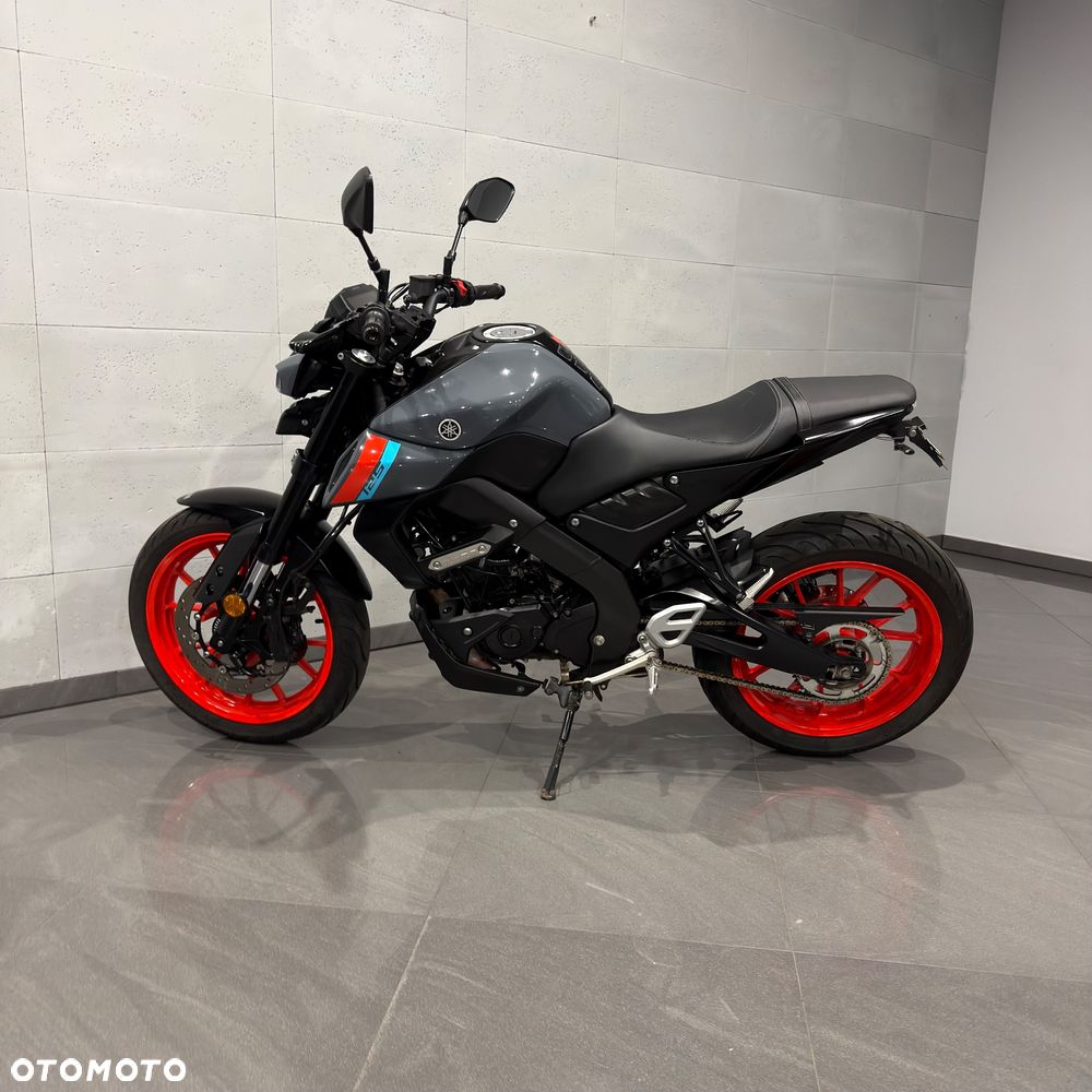 Yamaha MT - 9