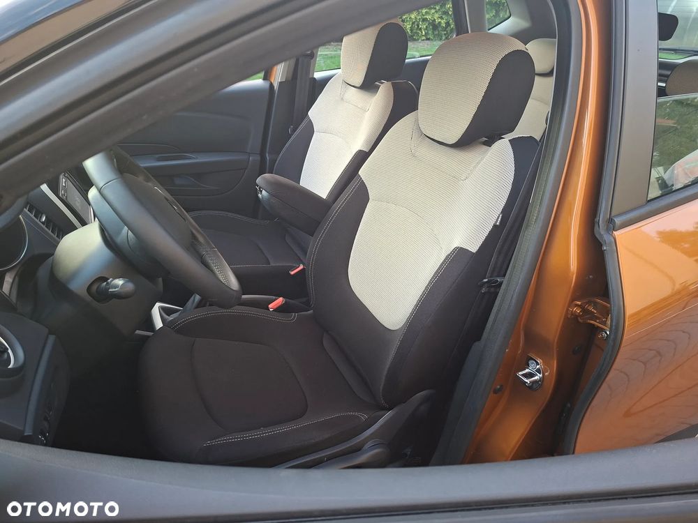 Renault Captur (ENERGY) TCe 90 LIFE - 17