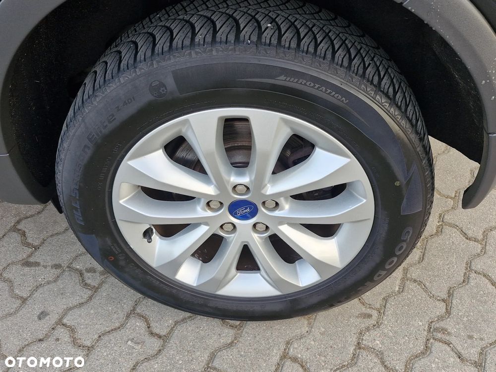 Ford Kuga 2.0 TDCi 4x4 Titanium - 23